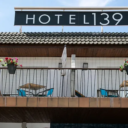 139 * Castelldefels