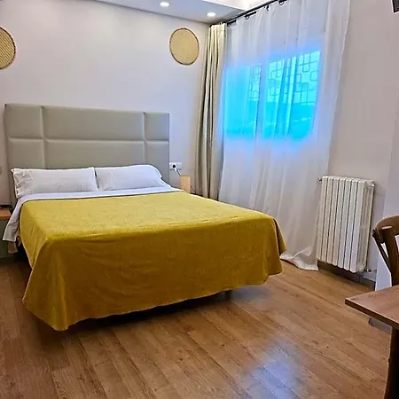 Hotel 139 *