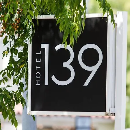 139 Hotel *